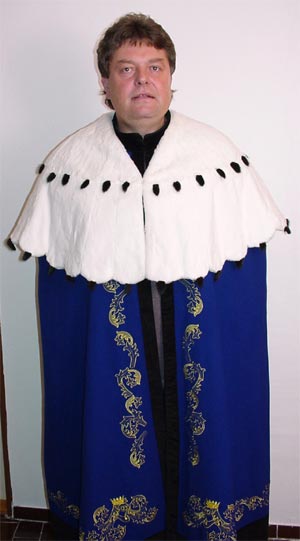 Plášť mistra řádu
